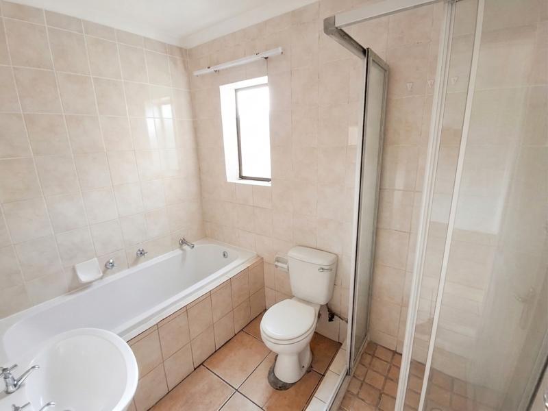 2 Bedroom Property for Sale in Parklands Western Cape